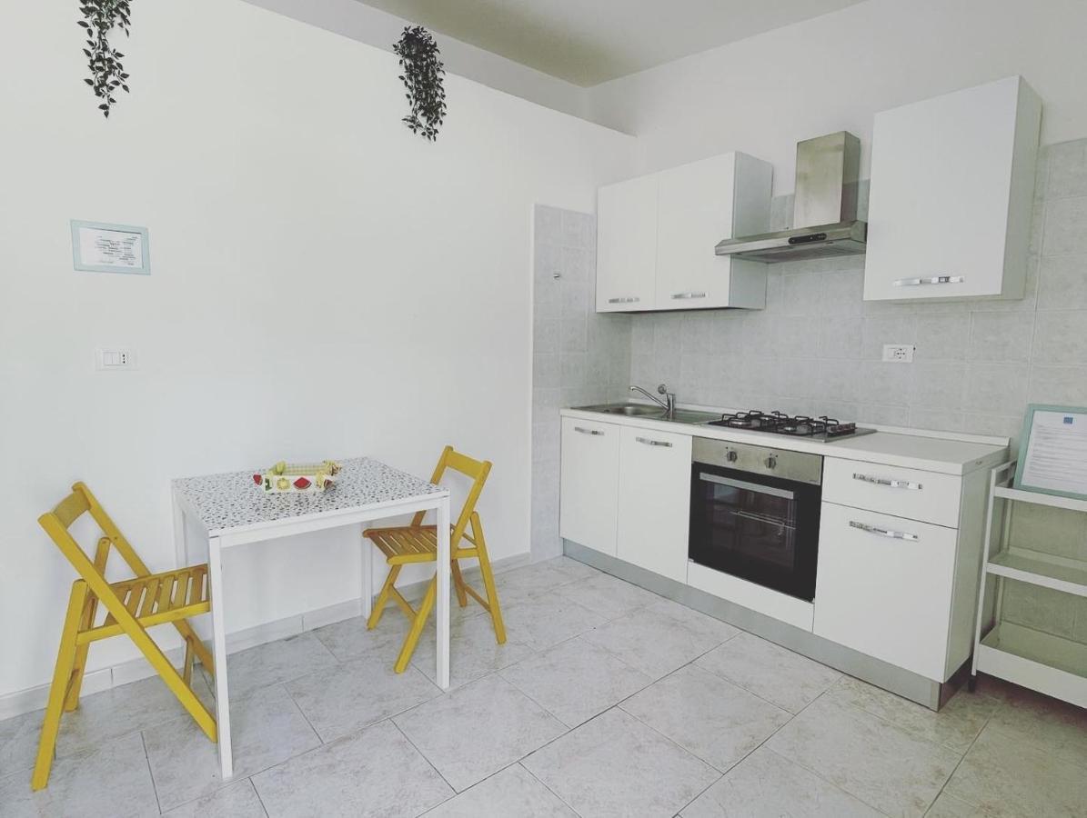 Al Meriggio Apartments Brucoli Exterior photo